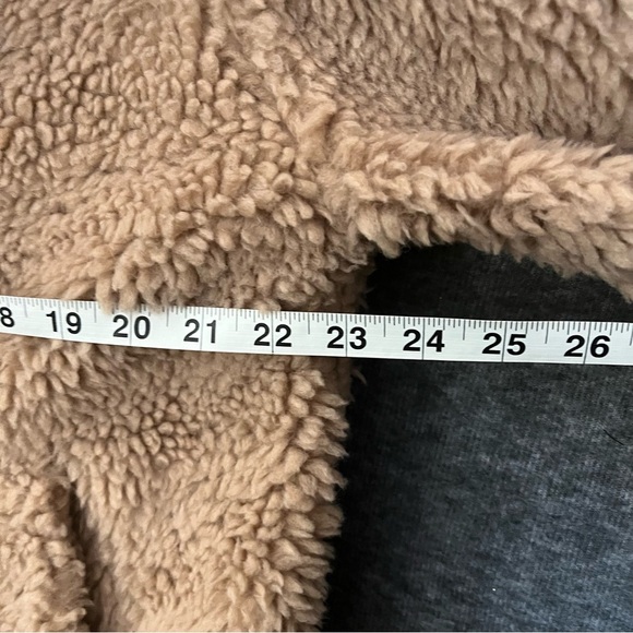 Vigoss Faux Shearling Teddy Coat - Picture 8 of 9